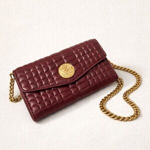 VINCE CAMUTO Barn Quilted Leather Wallet bag | Like New